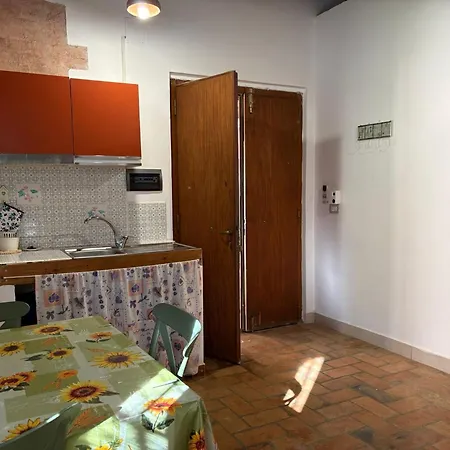 Borgo Piazza-3